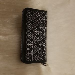 HEART DESIGN RHINESTONE ACCORDION WALLET